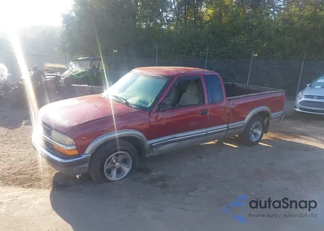 1999 Chevrolet S-10 Ls из США, поврежденный, VIN 1GCCS19X6X8100354